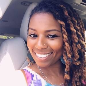 Meet your Posher, Yolanda